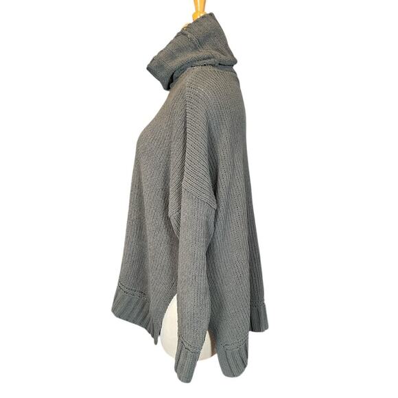 AERIE Sweater SZ Medium Chenille Oversized Chunky Turtleneck Soft Pullover Gray - Picture 2 of 12